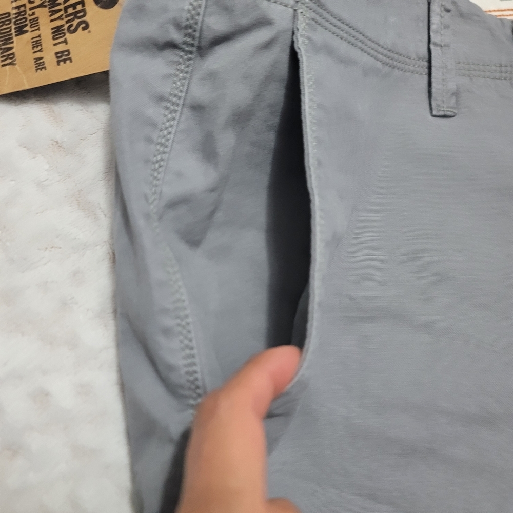 Dockers Flat Front Shorts Straight Fit Men's Size 40‎ Gray NWT - Picture 7 of 15